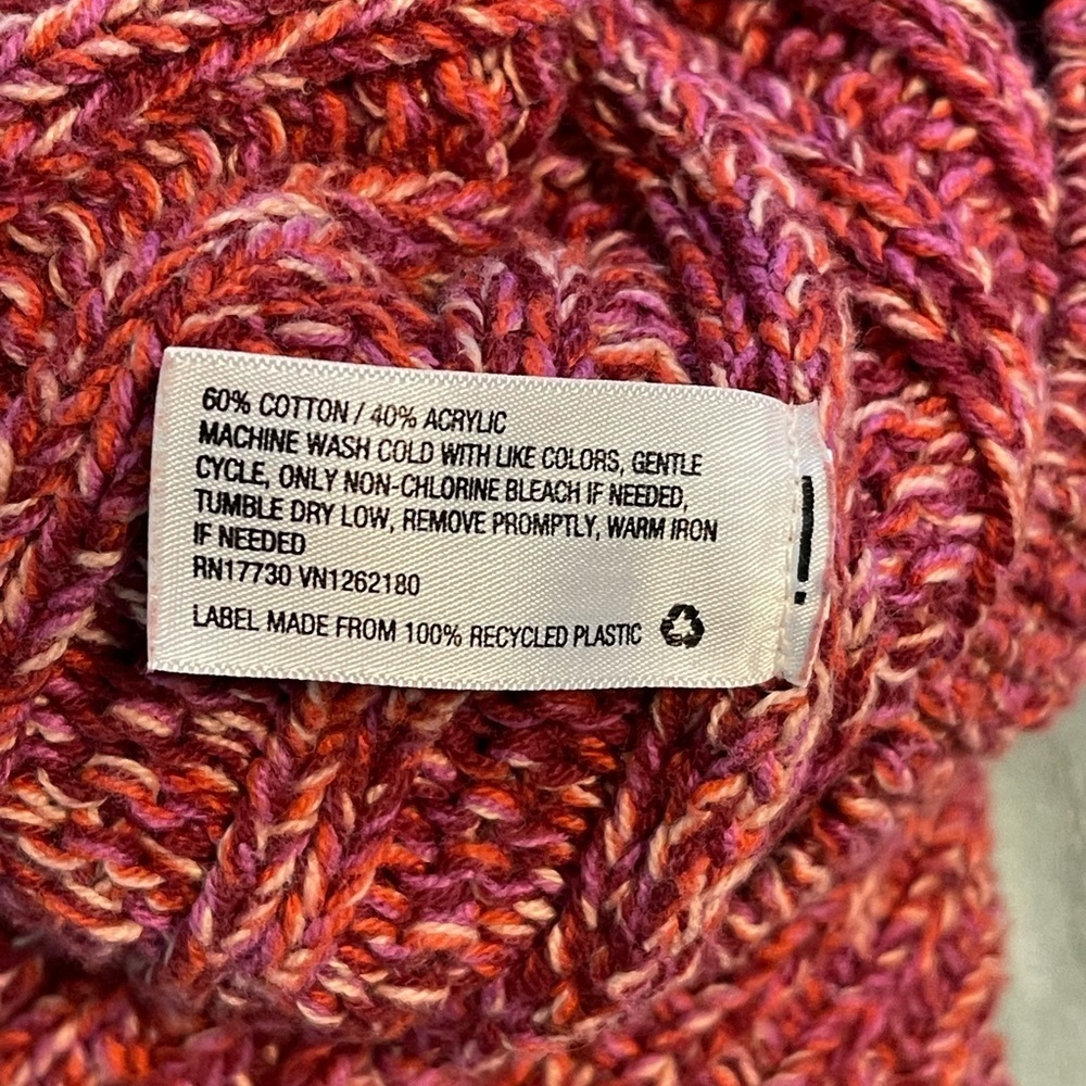 Universal Thread Sweater - Picture 5 of 5